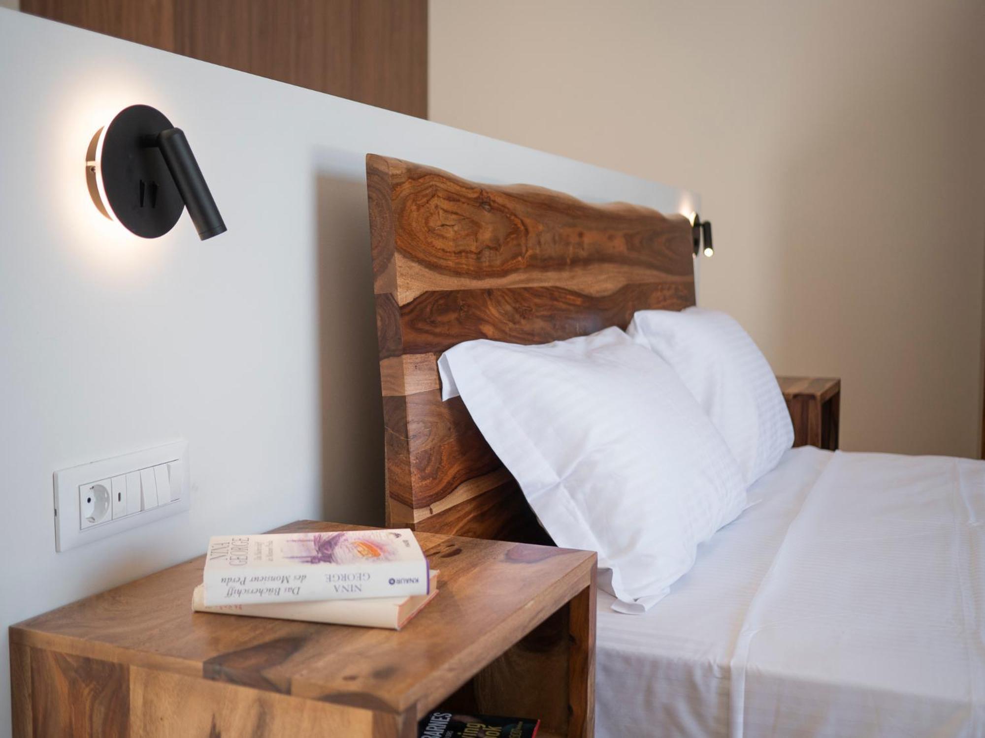 Aethrion Villas & Suites Gennadi Ngoại thất bức ảnh