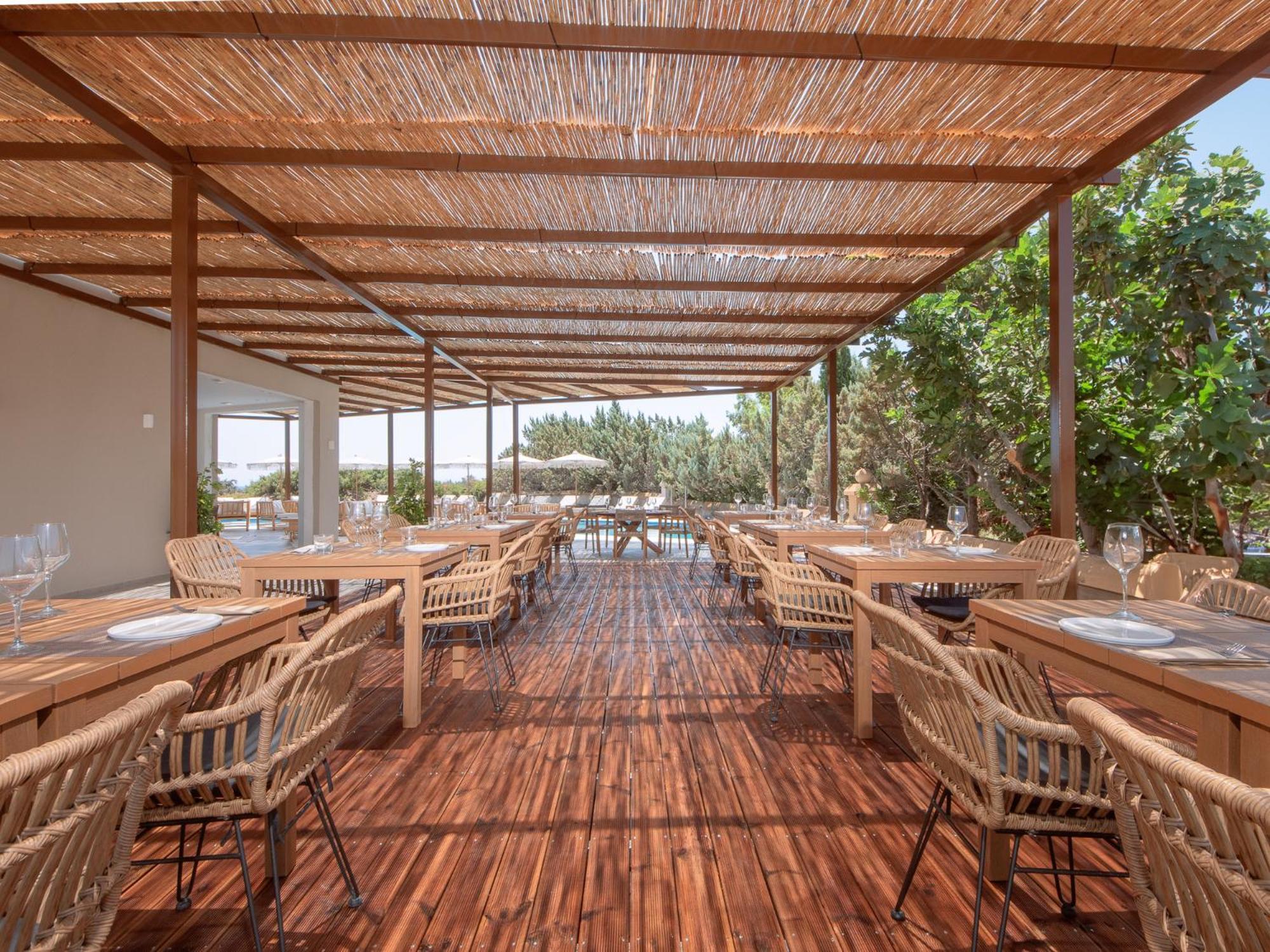 Aethrion Villas & Suites Gennadi Ngoại thất bức ảnh