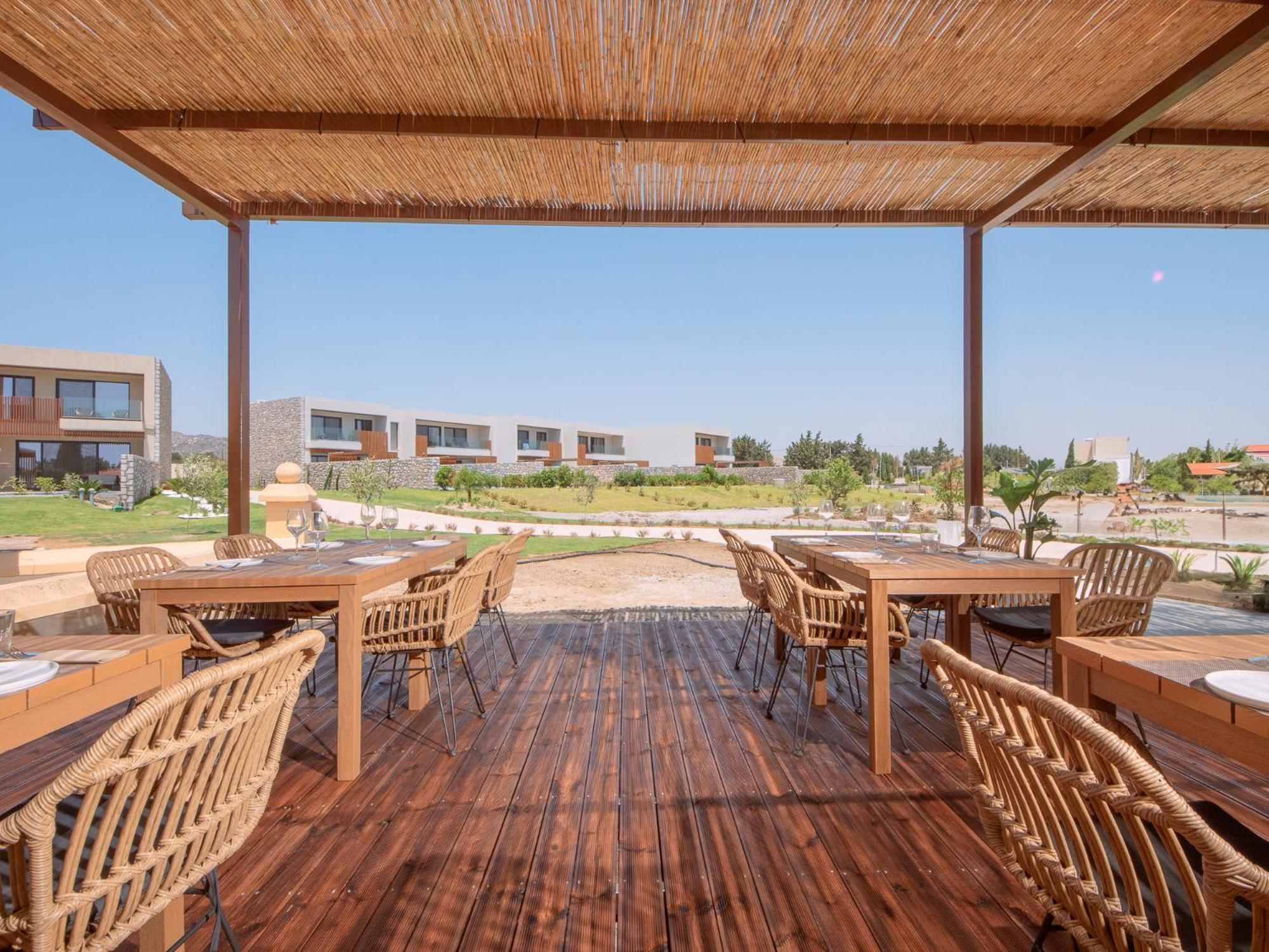 Aethrion Villas & Suites Gennadi Ngoại thất bức ảnh