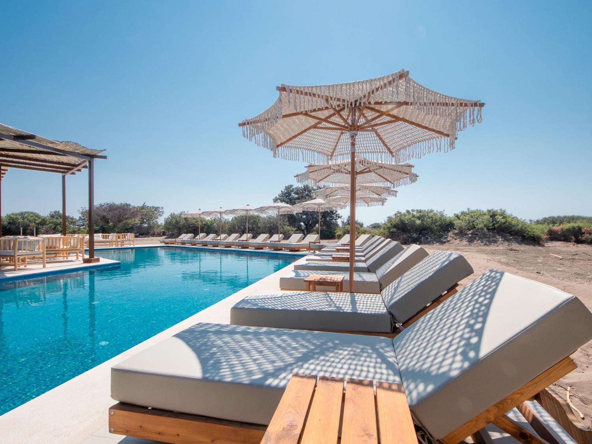 Aethrion Villas & Suites Gennadi Ngoại thất bức ảnh